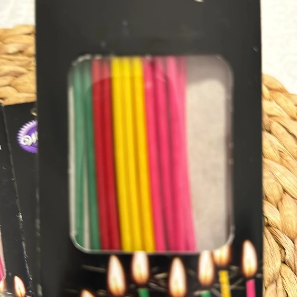 Wilton Sparkler Candles 18 count each pack (New) 6.7”